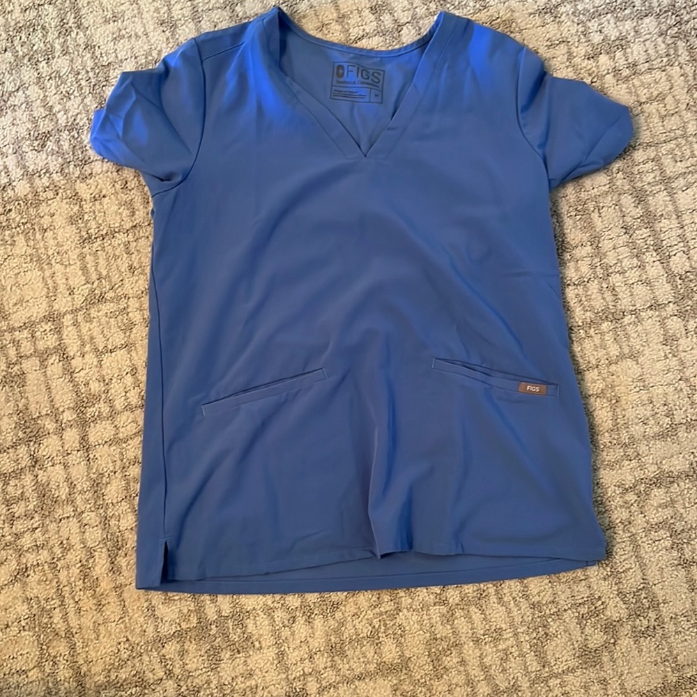 Scrub top